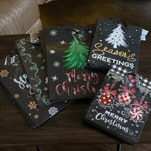 28 Holiday Gift Bags